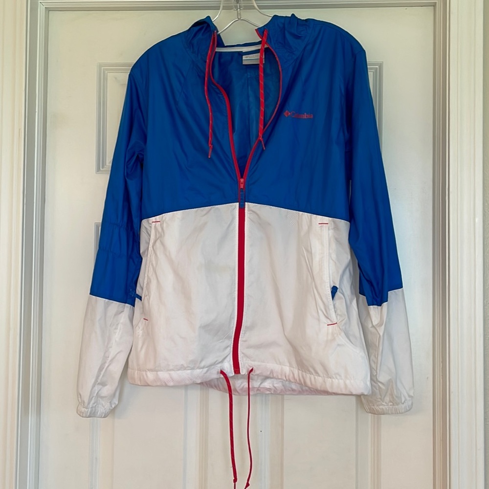Columbia Lightweight Hooded Windbreaker